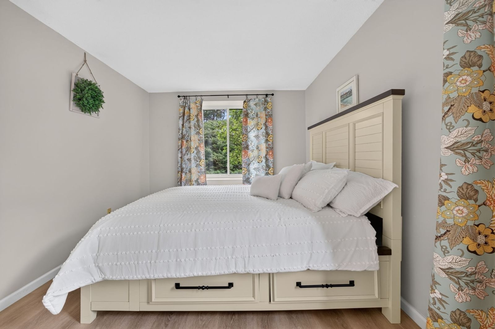 61 Wright #105 Stoneham — Photo 7 of 28