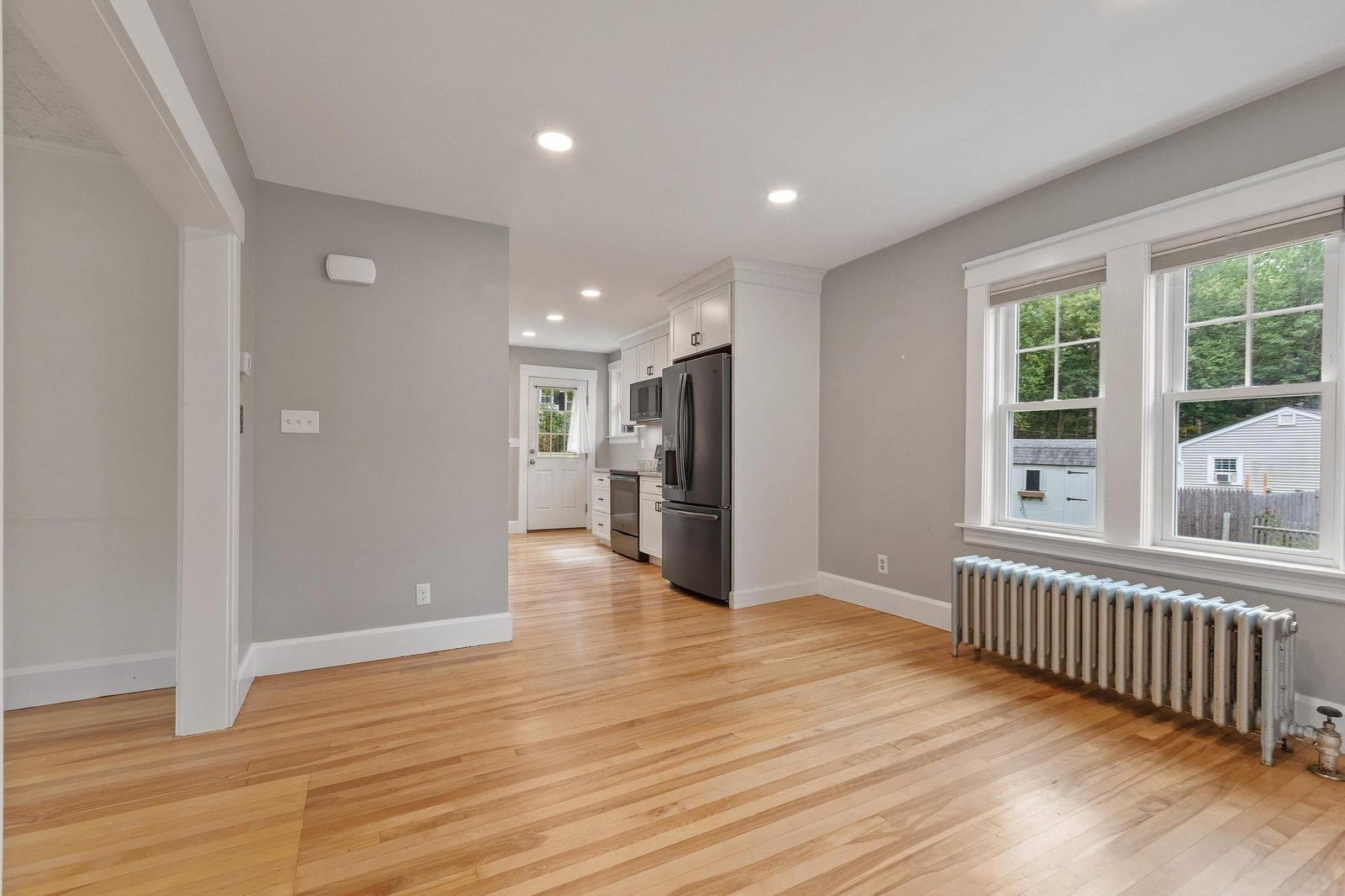 323 Pearl St Gardner — Photo 16 of 32