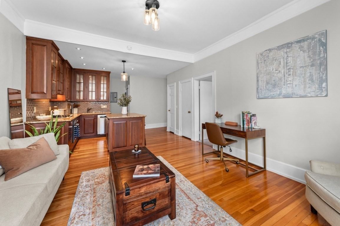 400 Marlborough St #9 Boston — Photo 2 of 13