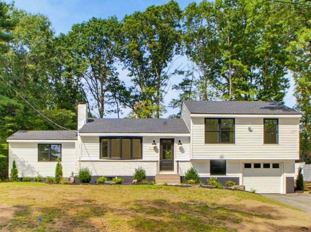 33 Cheryl Ln Holliston — Photo 1 of 32