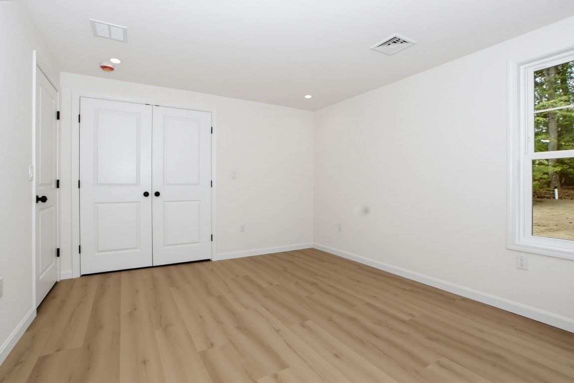 33 Cheryl Ln Holliston — Photo 21 of 32