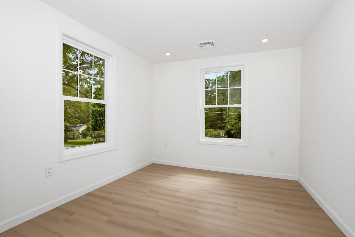 33 Cheryl Ln Holliston — Photo 22 of 32
