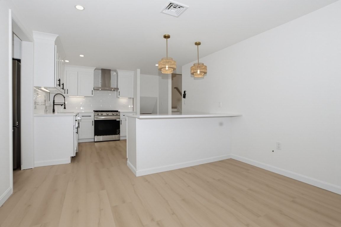 33 Cheryl Ln Holliston — Photo 9 of 32