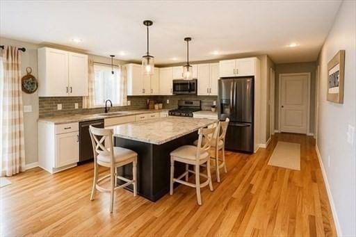 4A Aldrich Street Belchertown — Photo 2 of 8