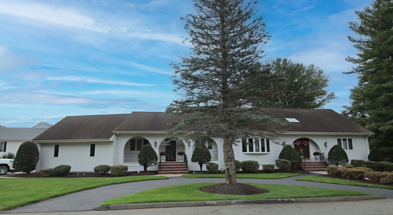 14 Arrowhead Drive Saugus — Photo 1 of 42