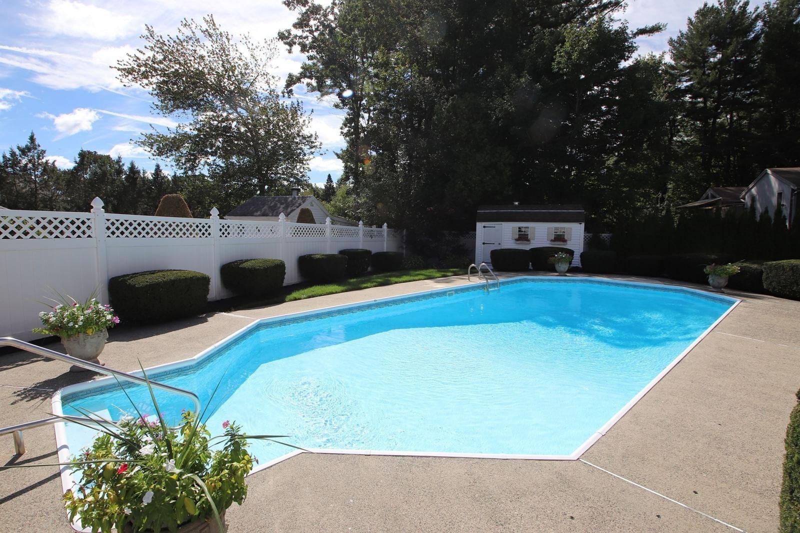 14 Arrowhead Drive Saugus — Photo 39 of 42