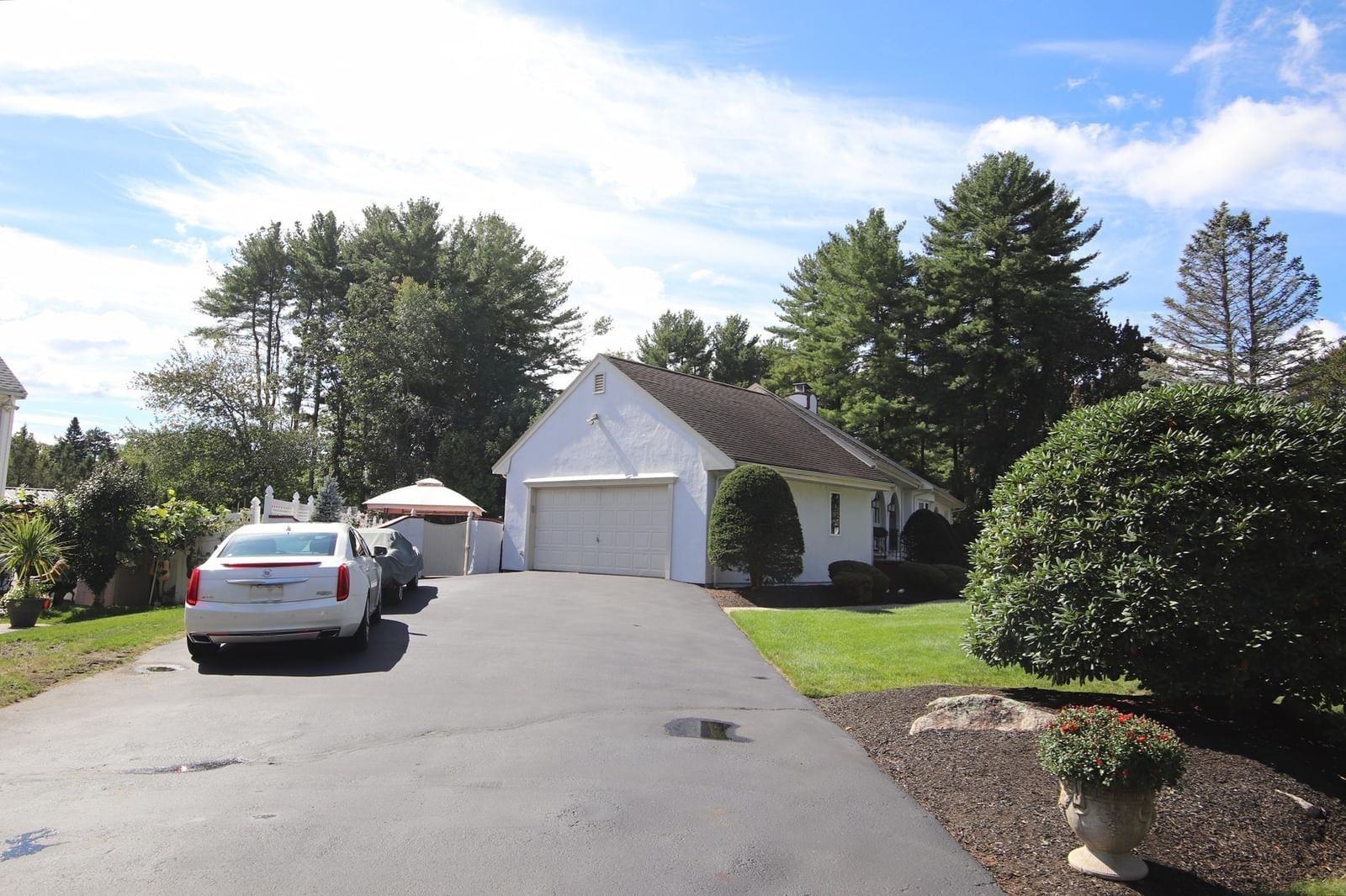 14 Arrowhead Drive Saugus — Photo 42 of 42