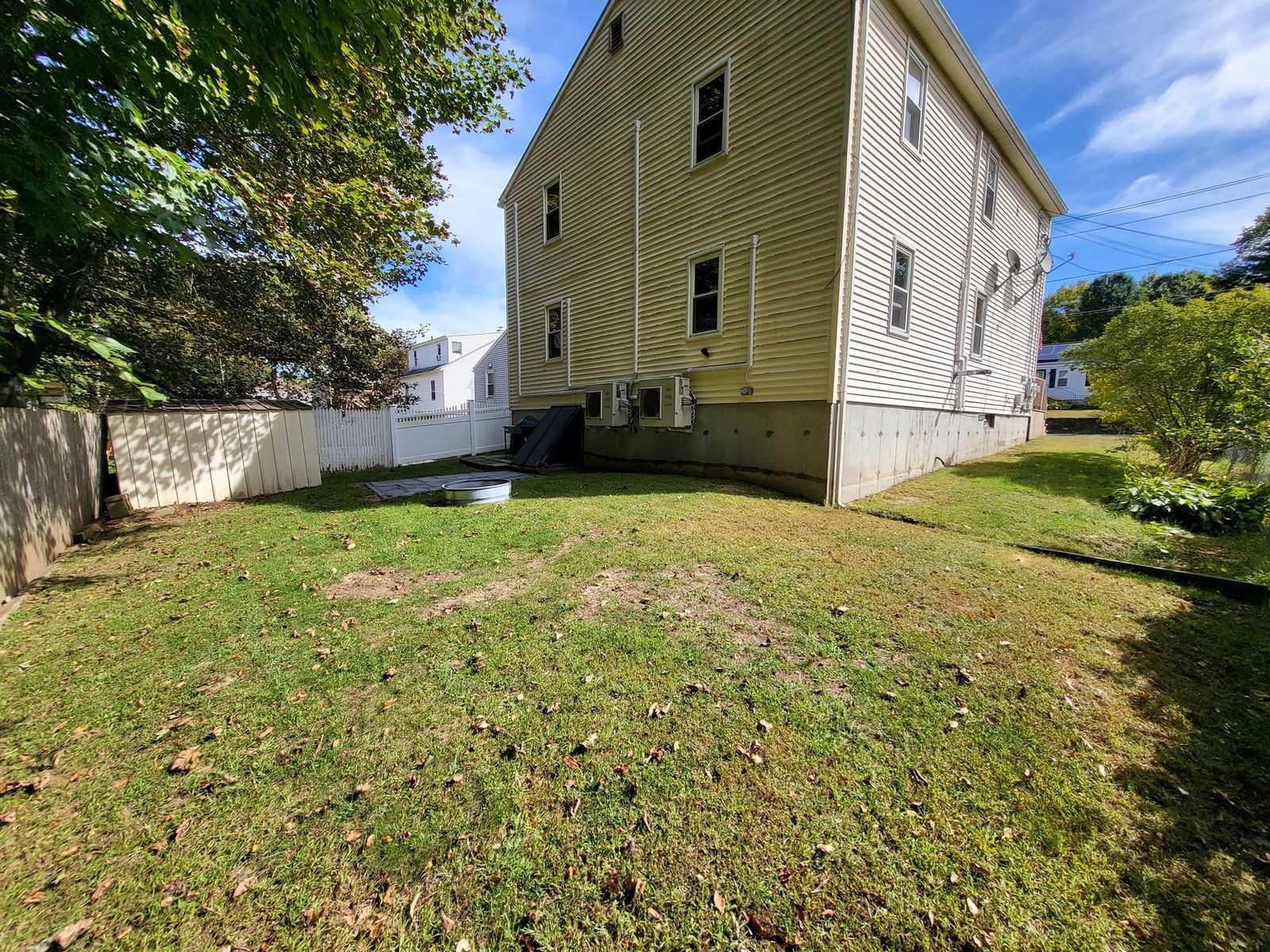457 Charlton St Southbridge — Photo 5 of 29