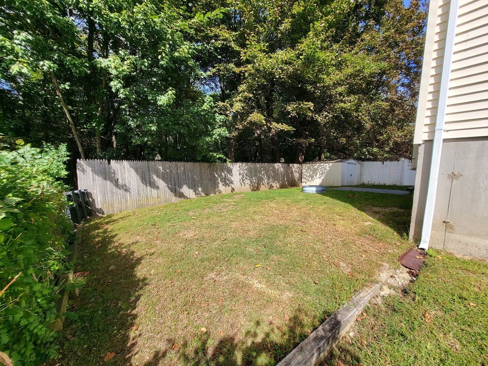 457 Charlton St Southbridge — Photo 6 of 29