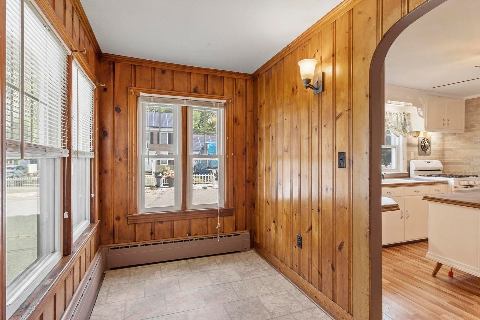173 Tenth St Leominster — Photo 14 of 35
