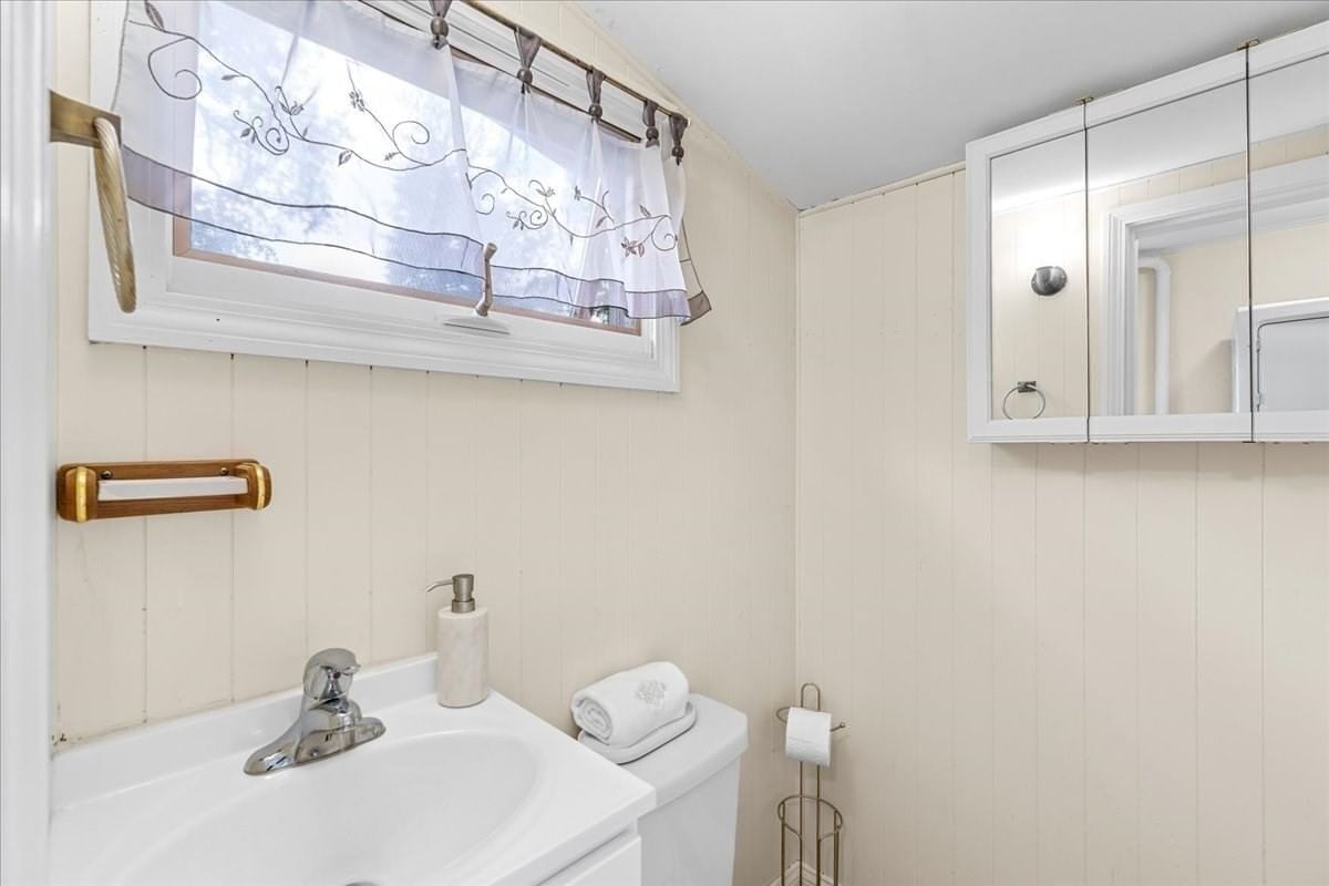 18 Fales Road Dedham — Photo 20 of 36