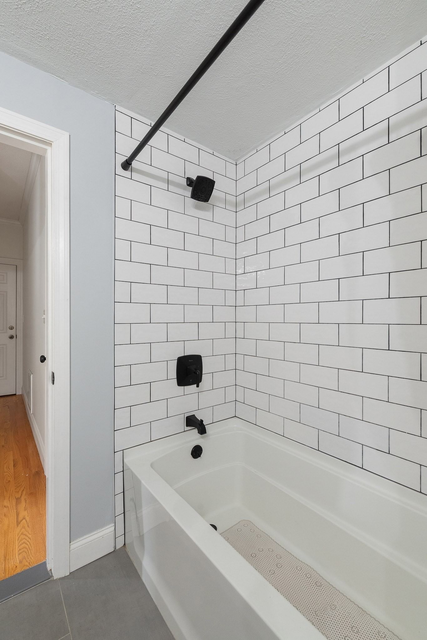 156 Adams St #2 Waltham — Photo 16 of 22