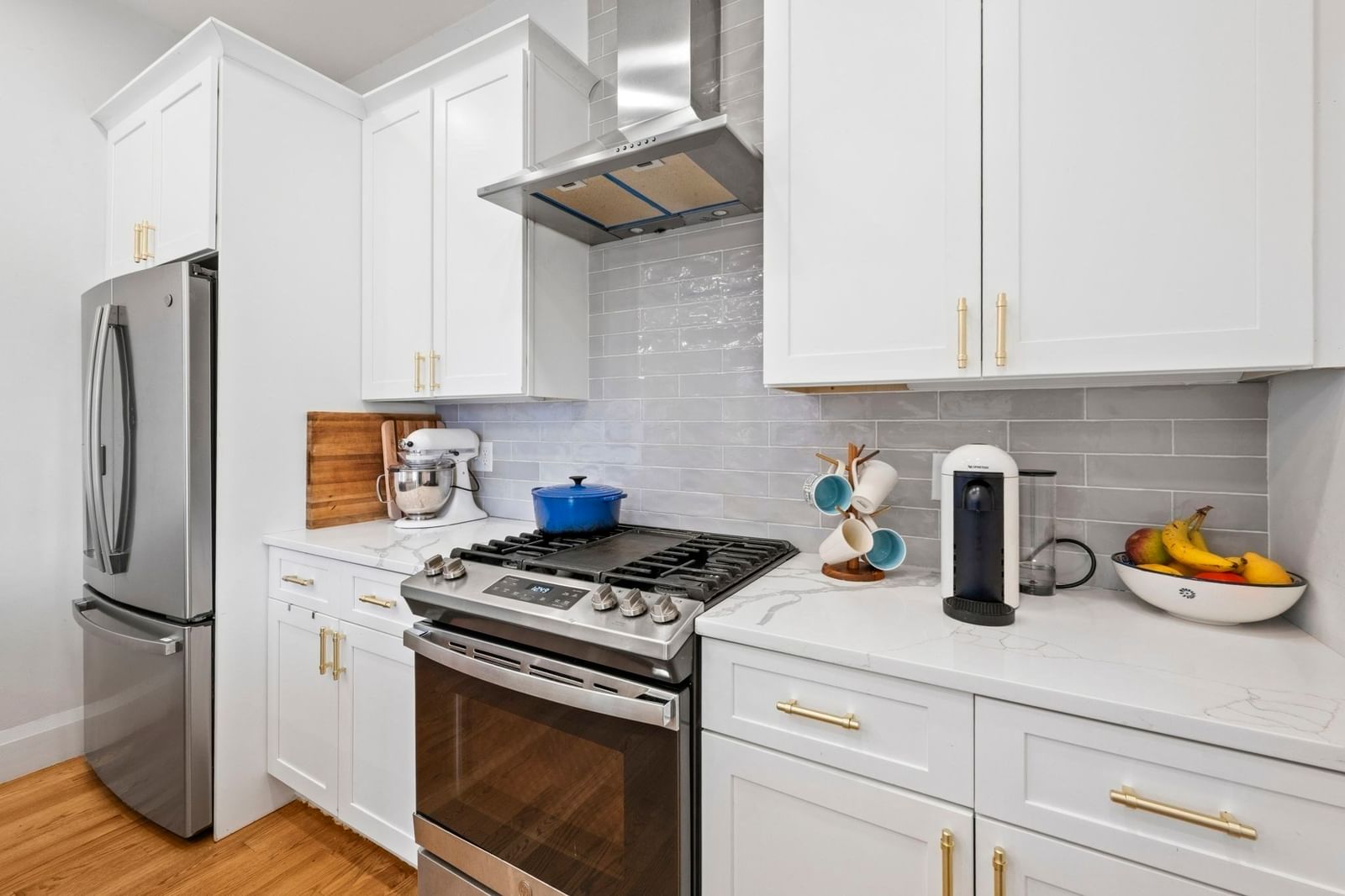 81 Homes Ave #3 Boston — Photo 9 of 37