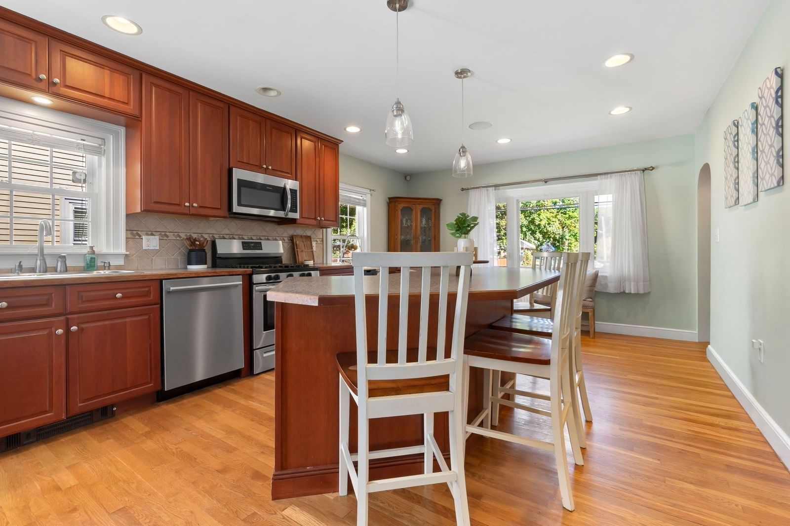 15 Maple Valley Rd Lynn — Photo 8 of 40