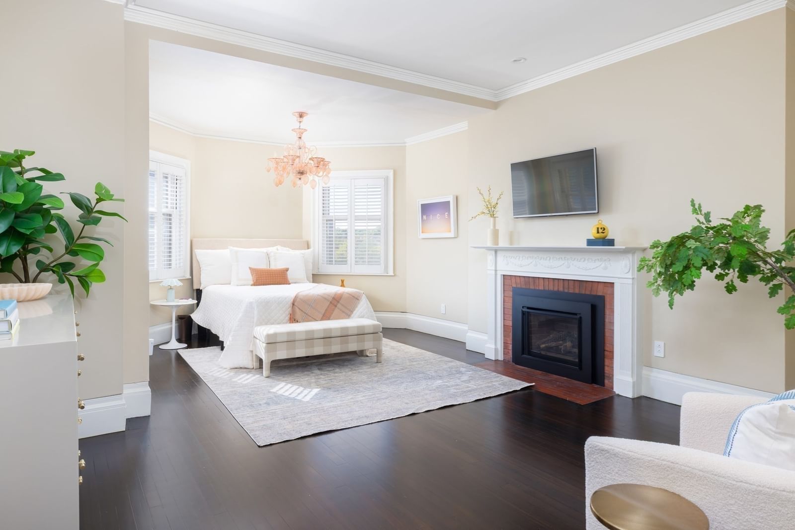 362 Tappan St Brookline — Photo 17 of 29