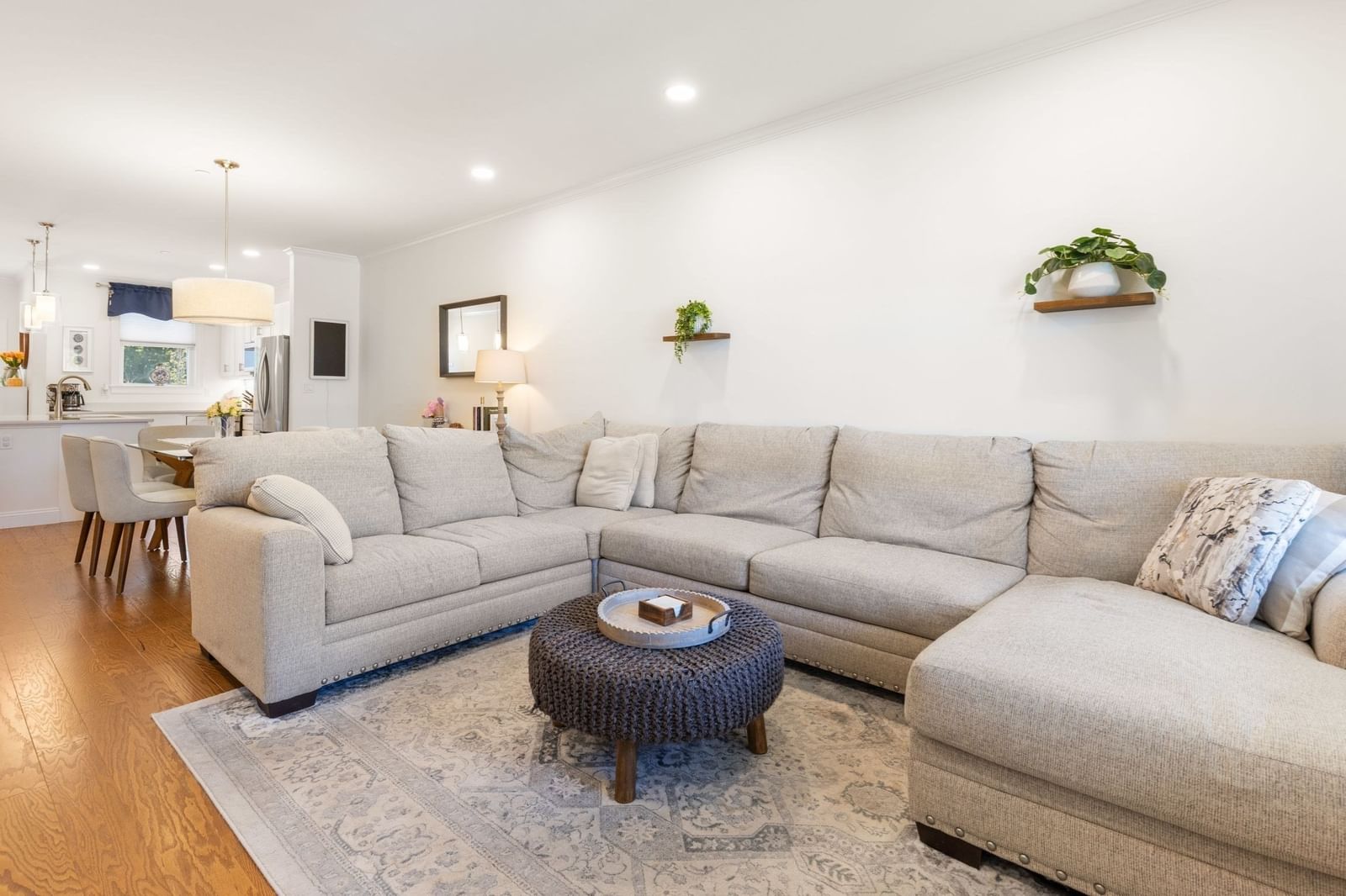 7 E Dexter Ave #38 Woburn — Photo 3 of 42