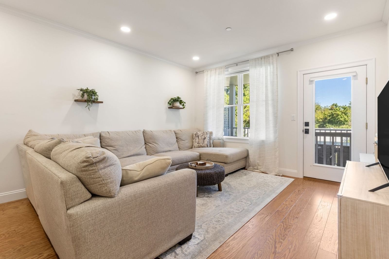 7 E Dexter Ave #38 Woburn — Photo 7 of 42
