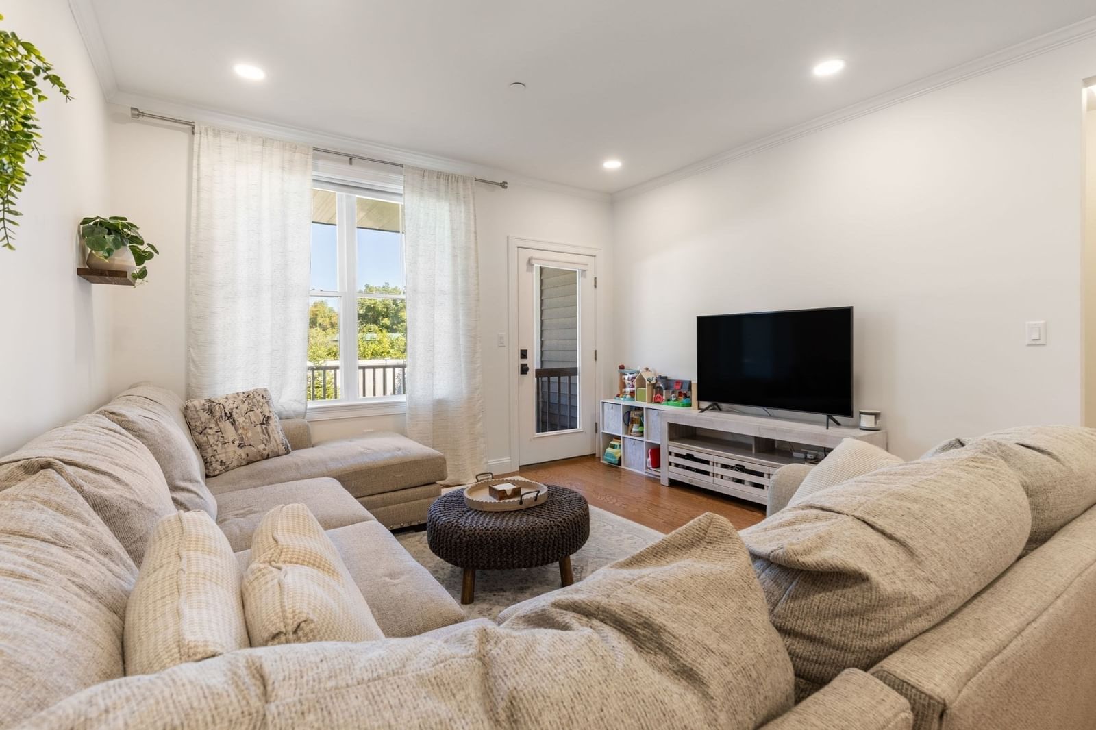 7 E Dexter Ave #38 Woburn — Photo 8 of 42