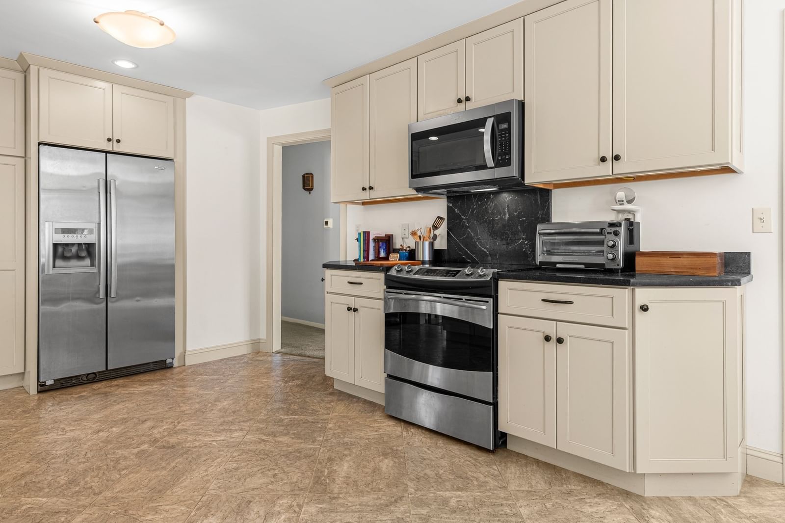 23 Georgetown Rd West Newbury — Photo 12 of 39