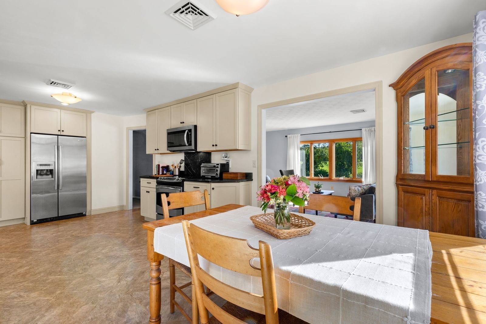 23 Georgetown Rd West Newbury — Photo 13 of 39