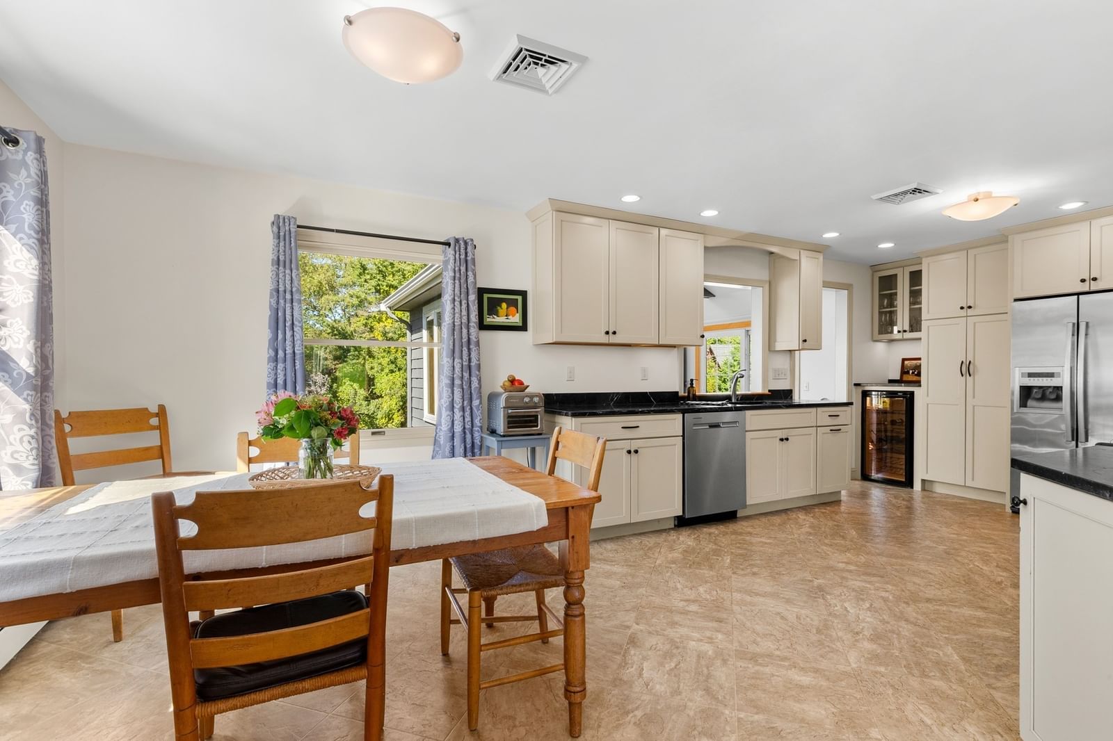 23 Georgetown Rd West Newbury — Photo 14 of 39