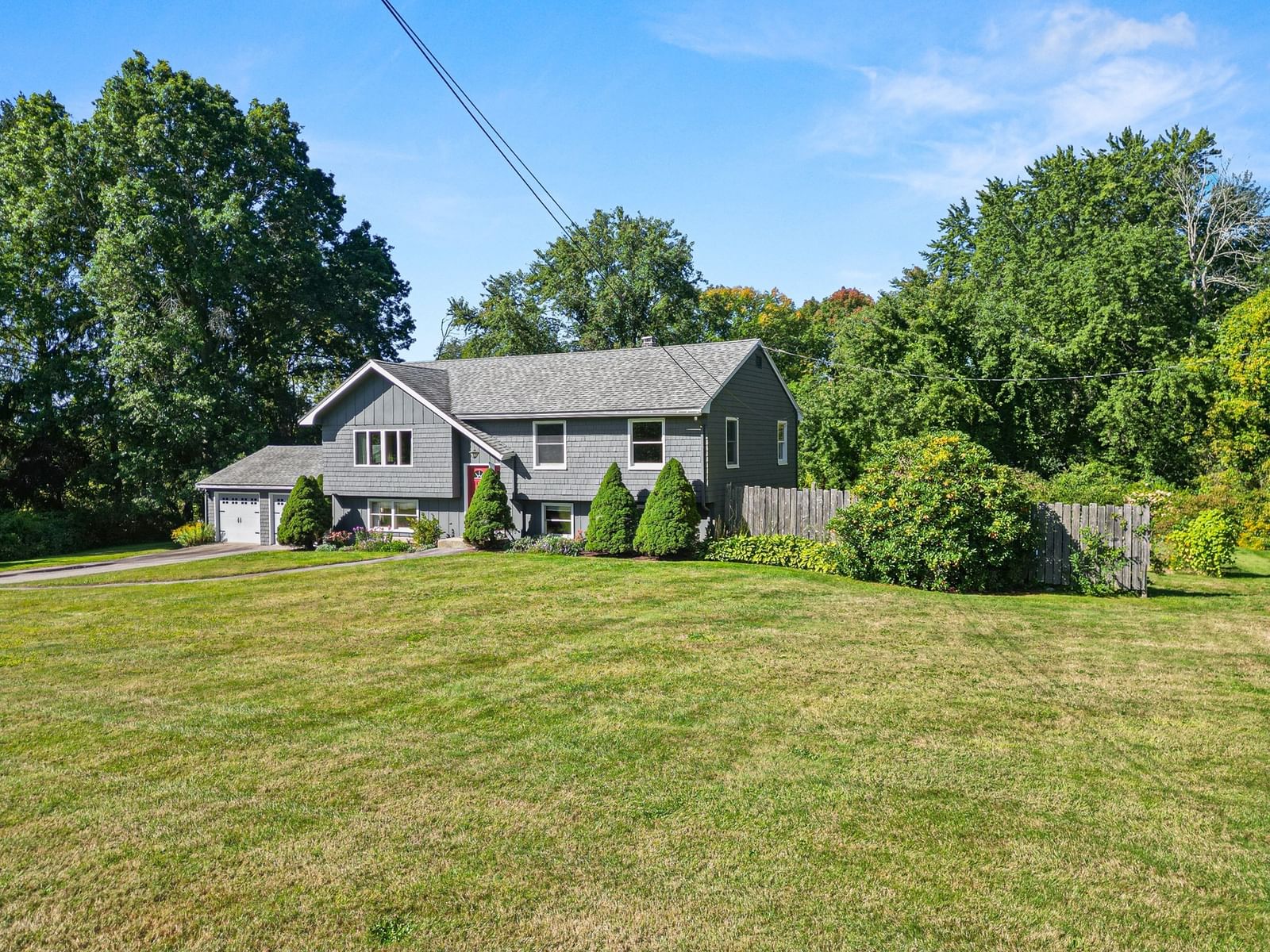 23 Georgetown Rd West Newbury — Photo 3 of 39