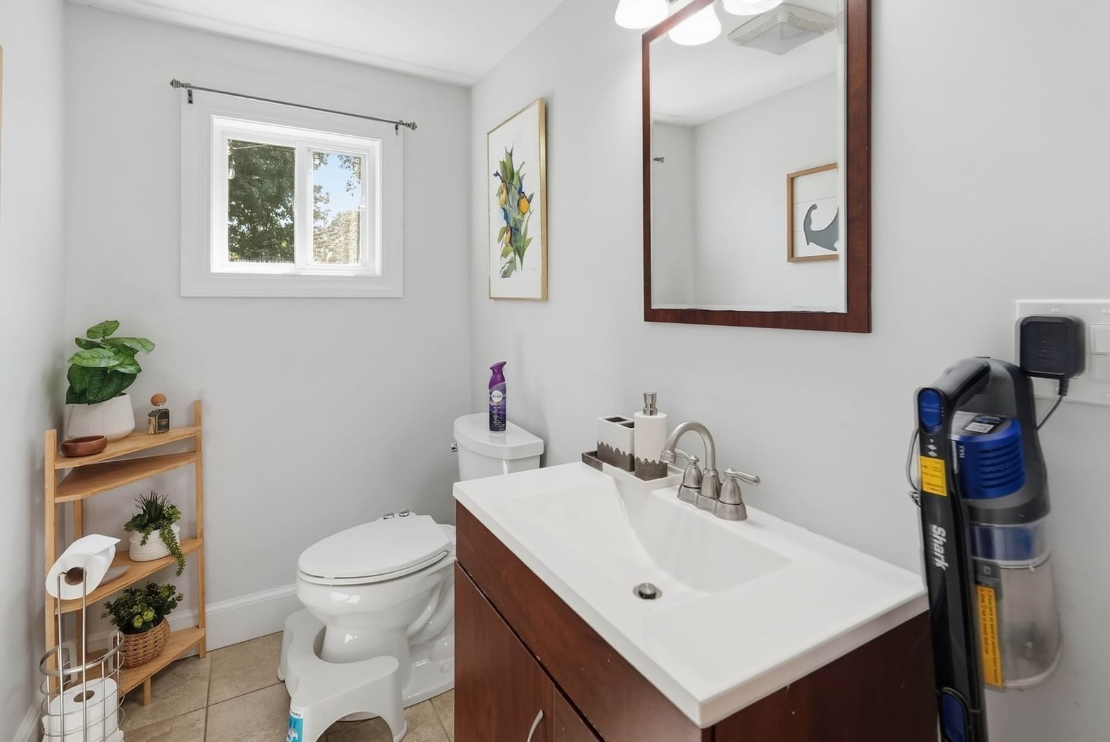 300 Parkland Ave Lynn — Photo 13 of 37