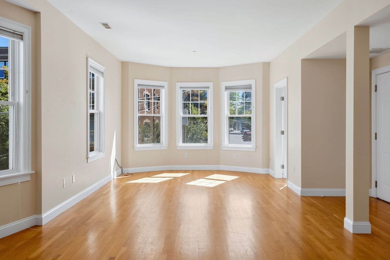 85-87 Francis St. #3 Brookline — Photo 3 of 35