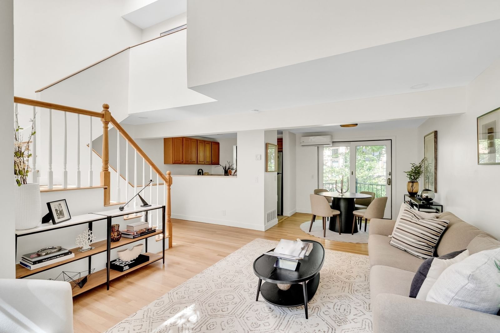 47-15 Cogswell Ave #15 Cambridge — Photo 1 of 29
