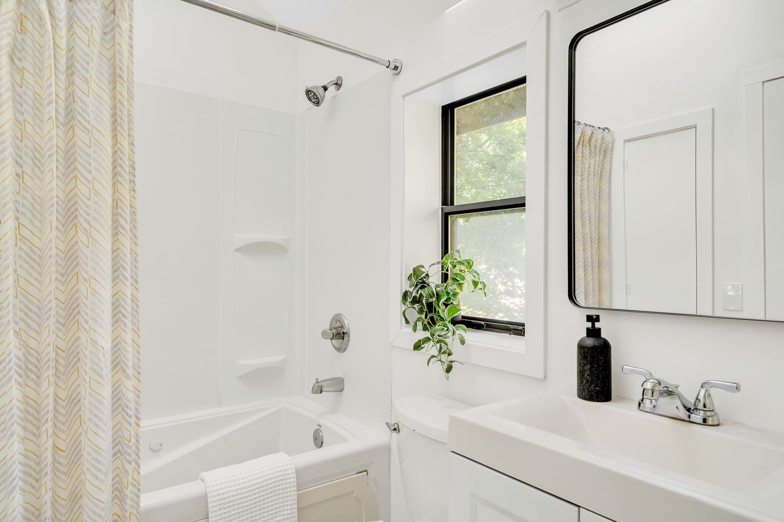 47-15 Cogswell Ave #15 Cambridge — Photo 18 of 29