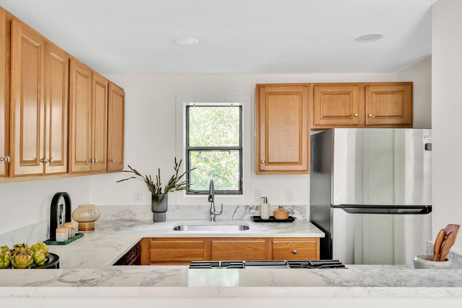 47-15 Cogswell Ave #15 Cambridge — Photo 8 of 29