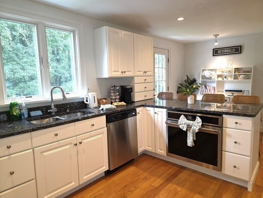 55 Deerfield Rd Barnstable — Photo 7 of 19