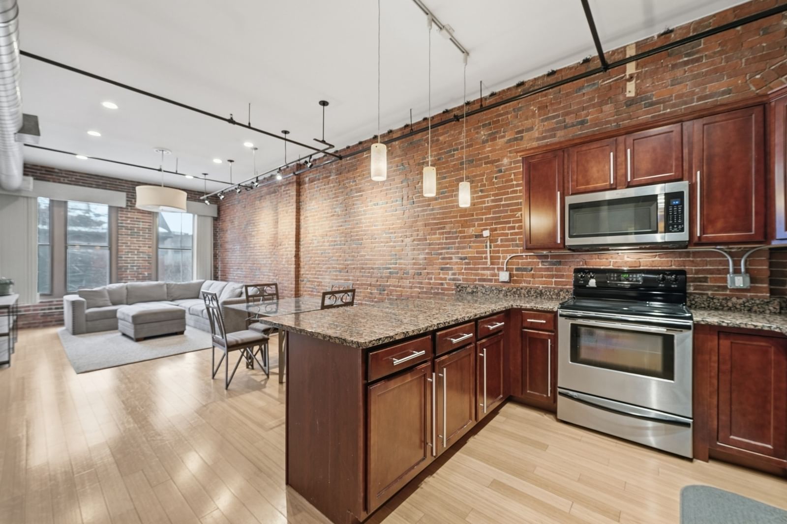 61 Market St #3A Lowell — Photo 2 of 11