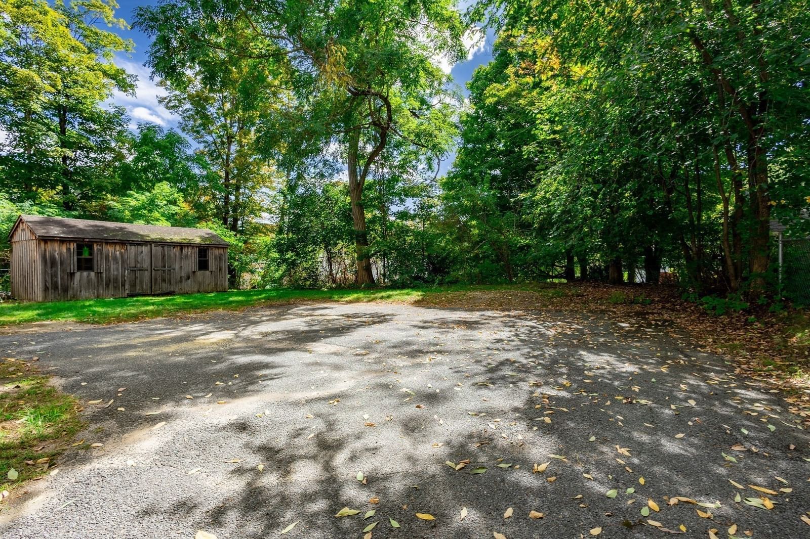 83 W Myrtle St Orange — Photo 4 of 17
