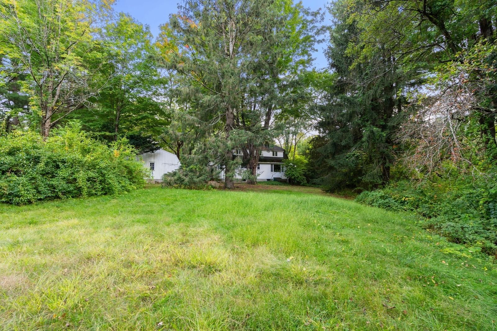64 Plain Road Wayland — Photo 10 of 14