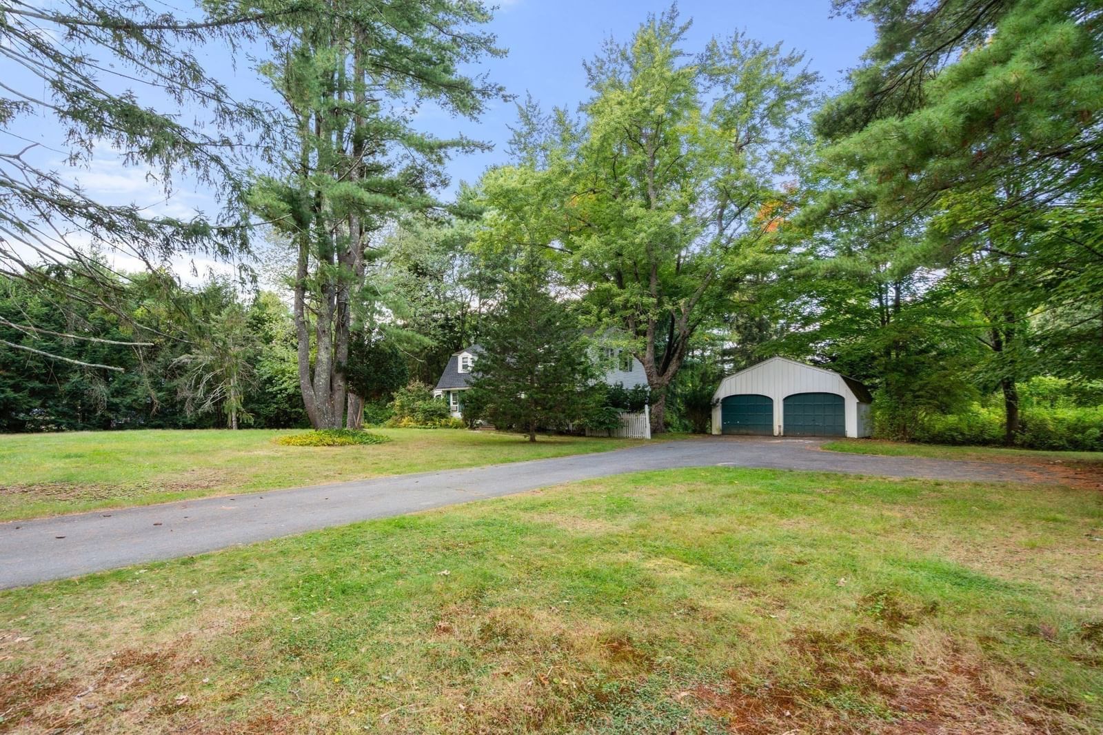 64 Plain Road Wayland — Photo 4 of 14