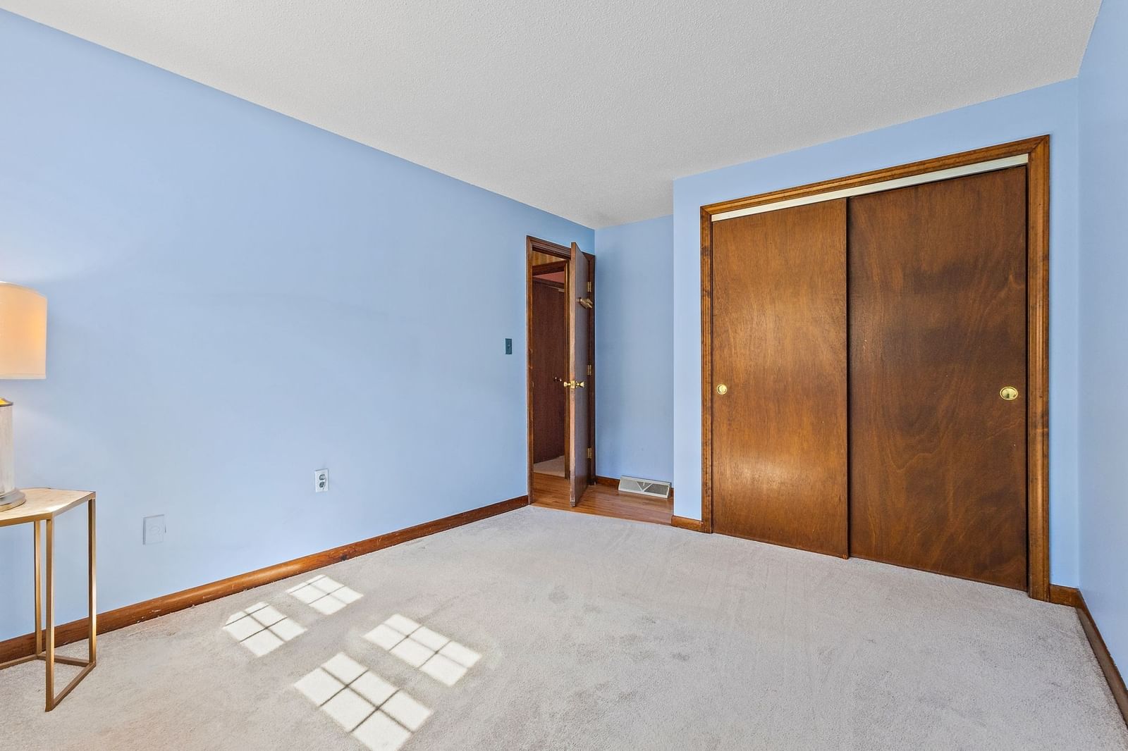8 Roaen Dr Chelmsford — Photo 19 of 39