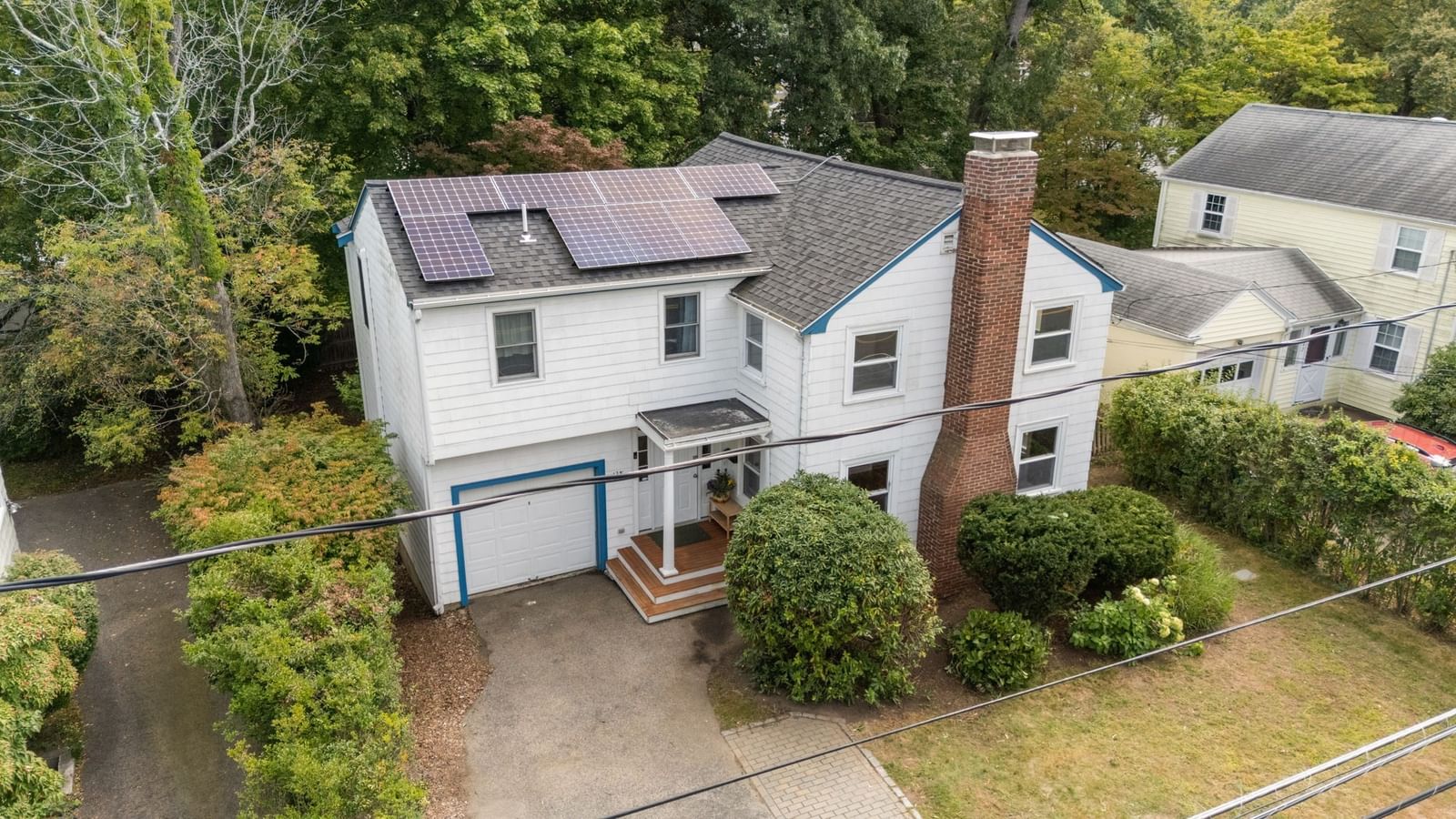 138 Winchester St Newton — Photo 2 of 25