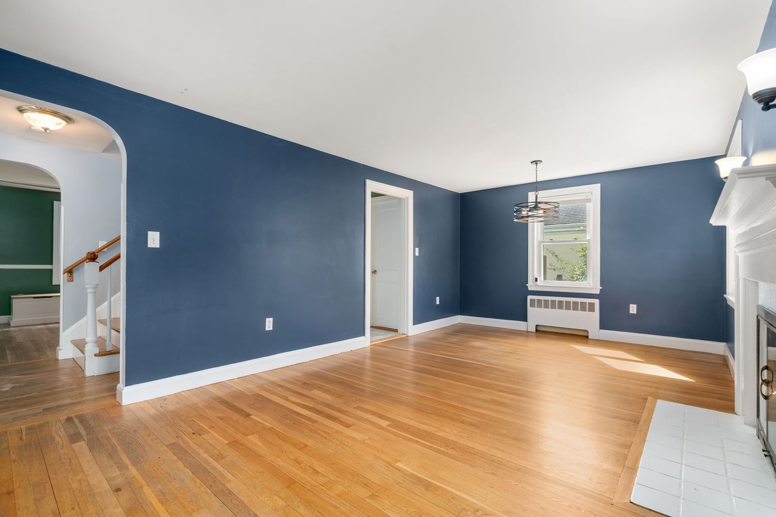 138 Winchester St Newton — Photo 5 of 25