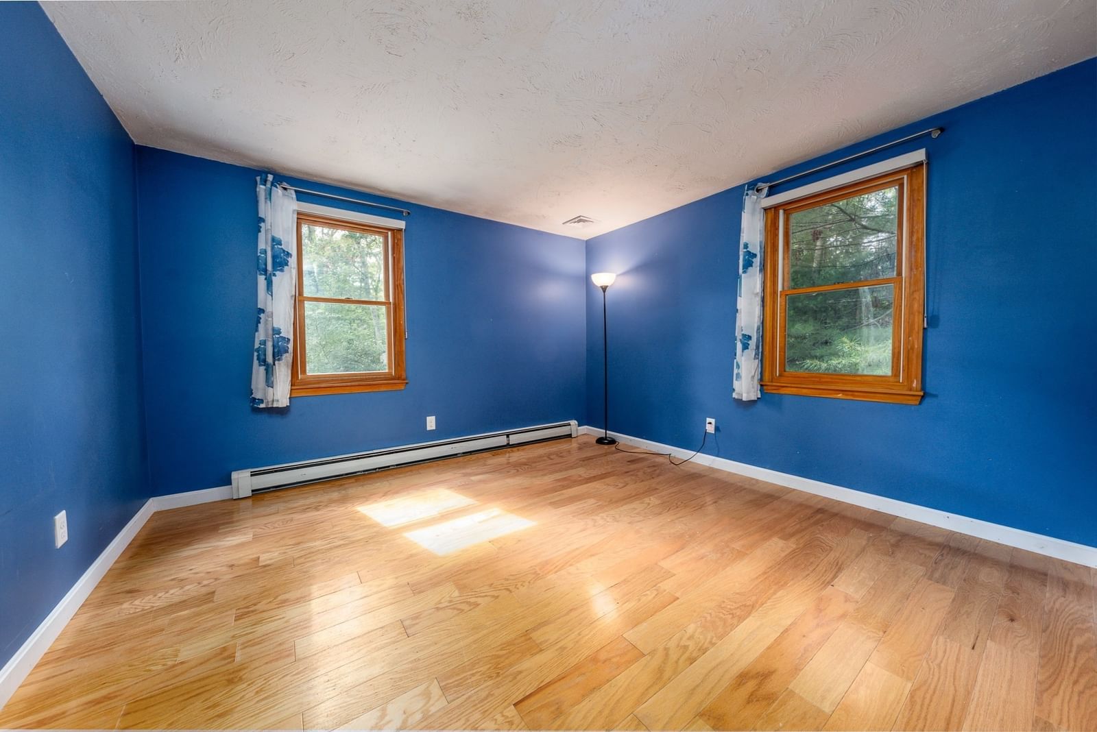 666 Boxberry Hill Rd Falmouth — Photo 10 of 27