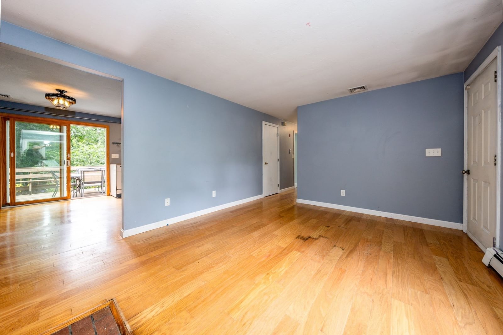 666 Boxberry Hill Rd Falmouth — Photo 4 of 27
