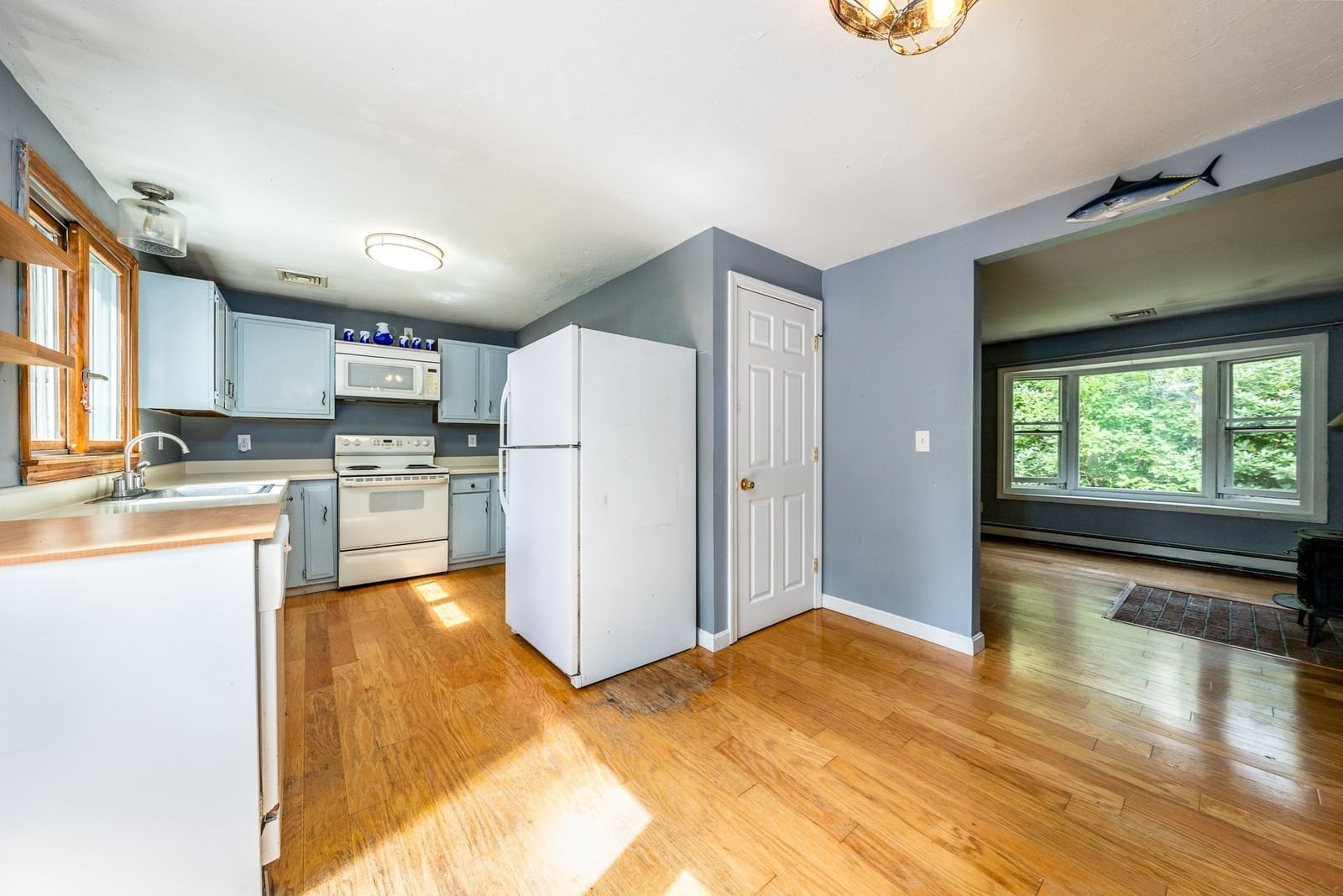 666 Boxberry Hill Rd Falmouth — Photo 7 of 27