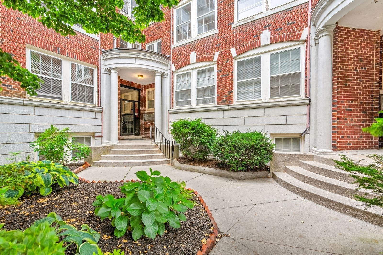 41 Bowdoin St #25 Cambridge — Photo 16 of 23