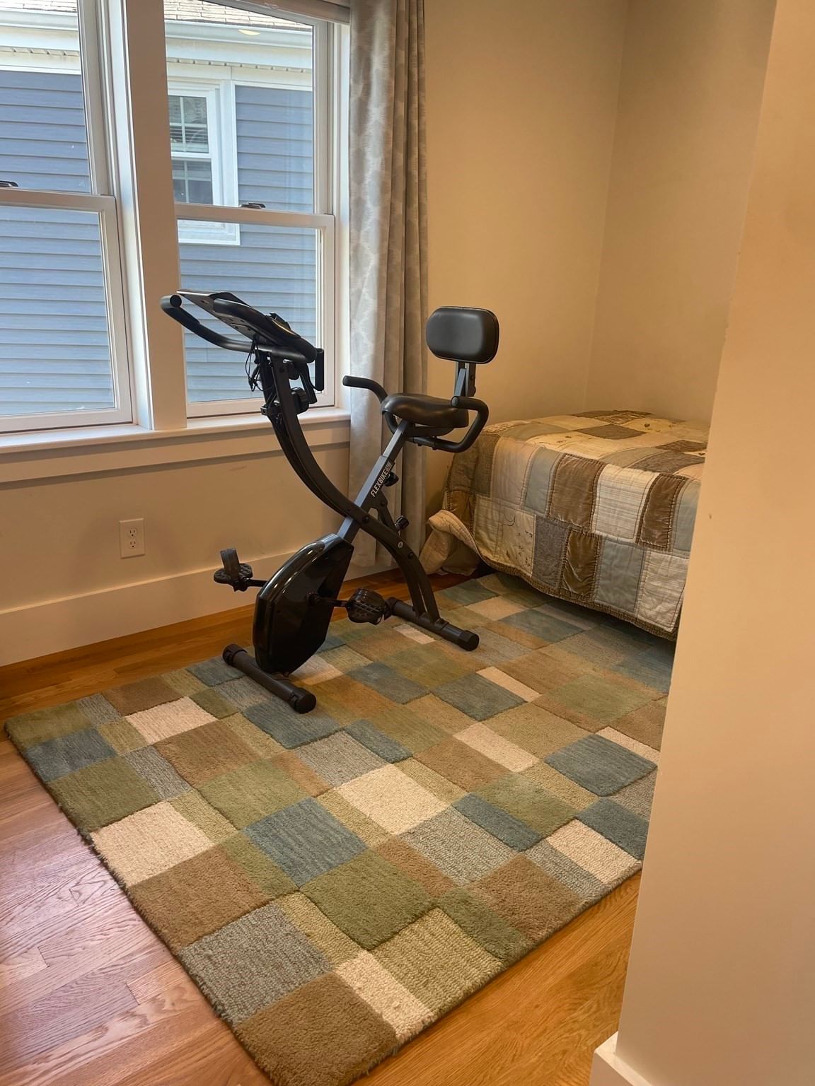 57 Roy Street Swampscott — Photo 11 of 39