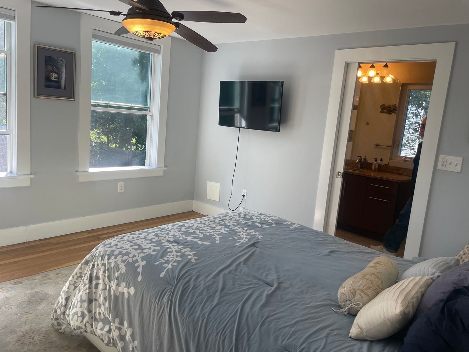 57 Roy Street Swampscott — Photo 12 of 39