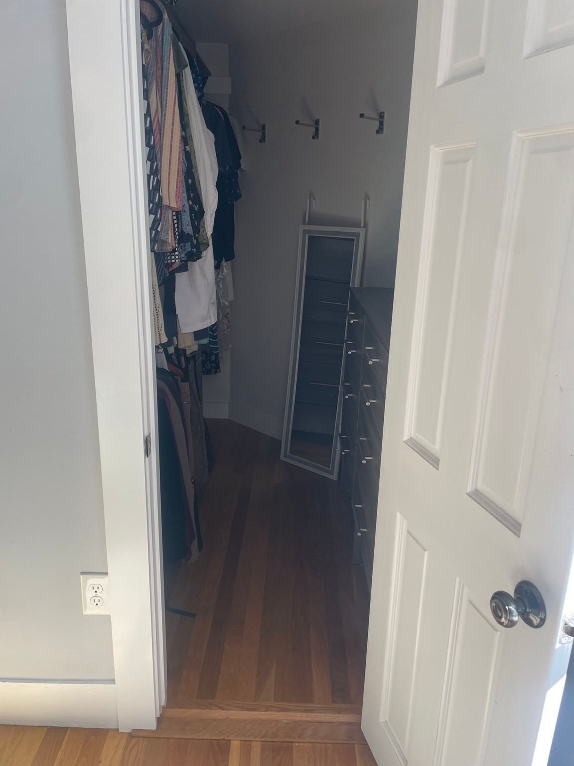 57 Roy Street Swampscott — Photo 13 of 39