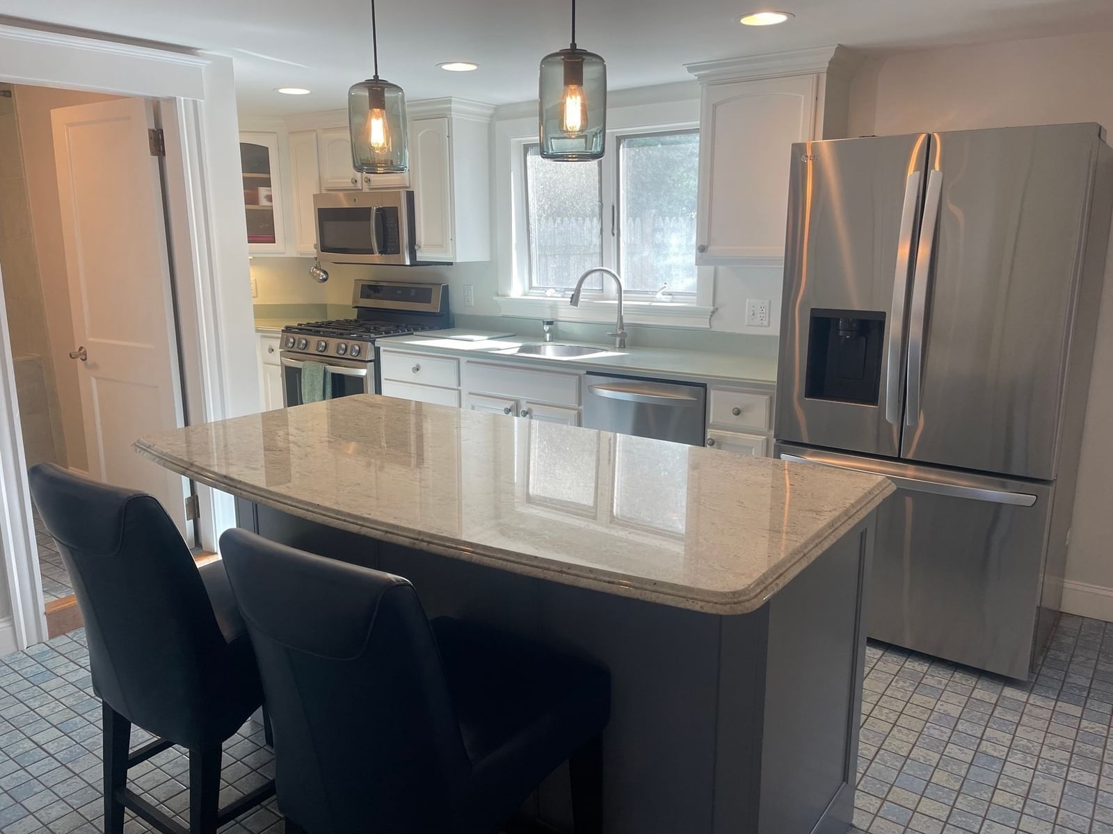 57 Roy Street Swampscott — Photo 5 of 39