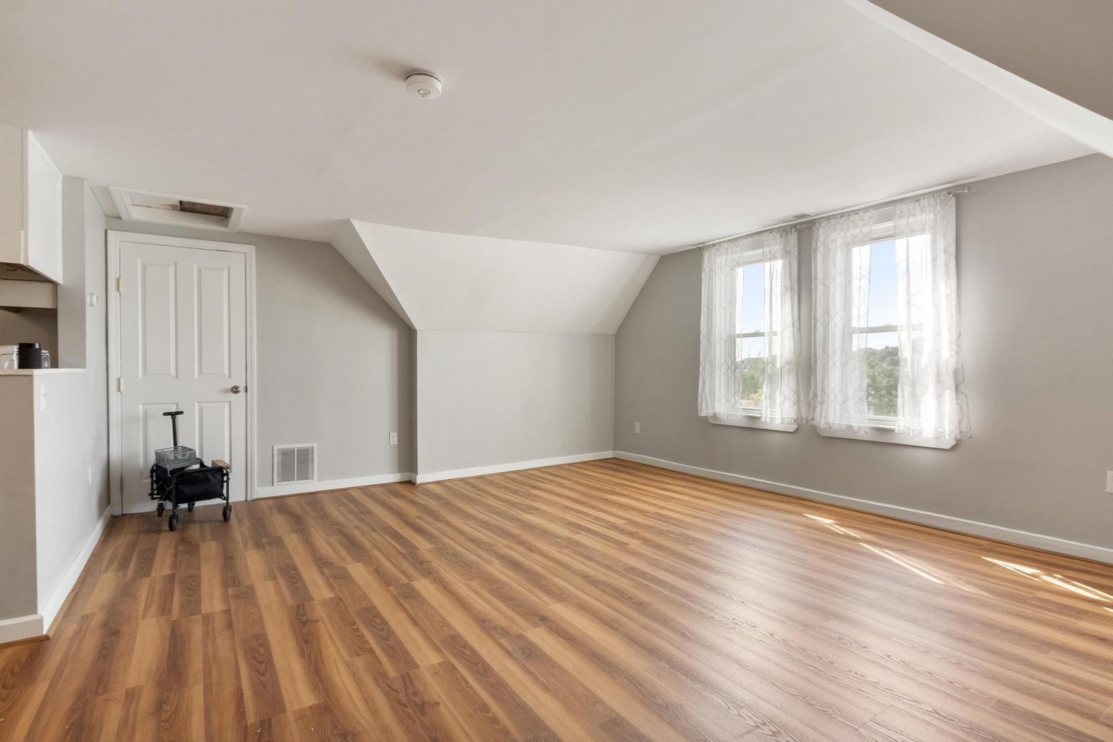 9 Mount Vernon St Fitchburg — Photo 10 of 36