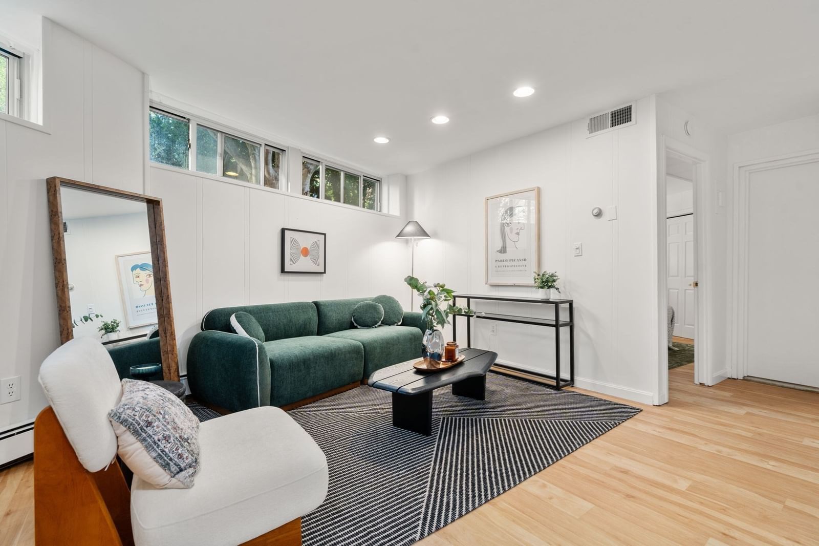 348 Franklin St #D Cambridge — Photo 3 of 19