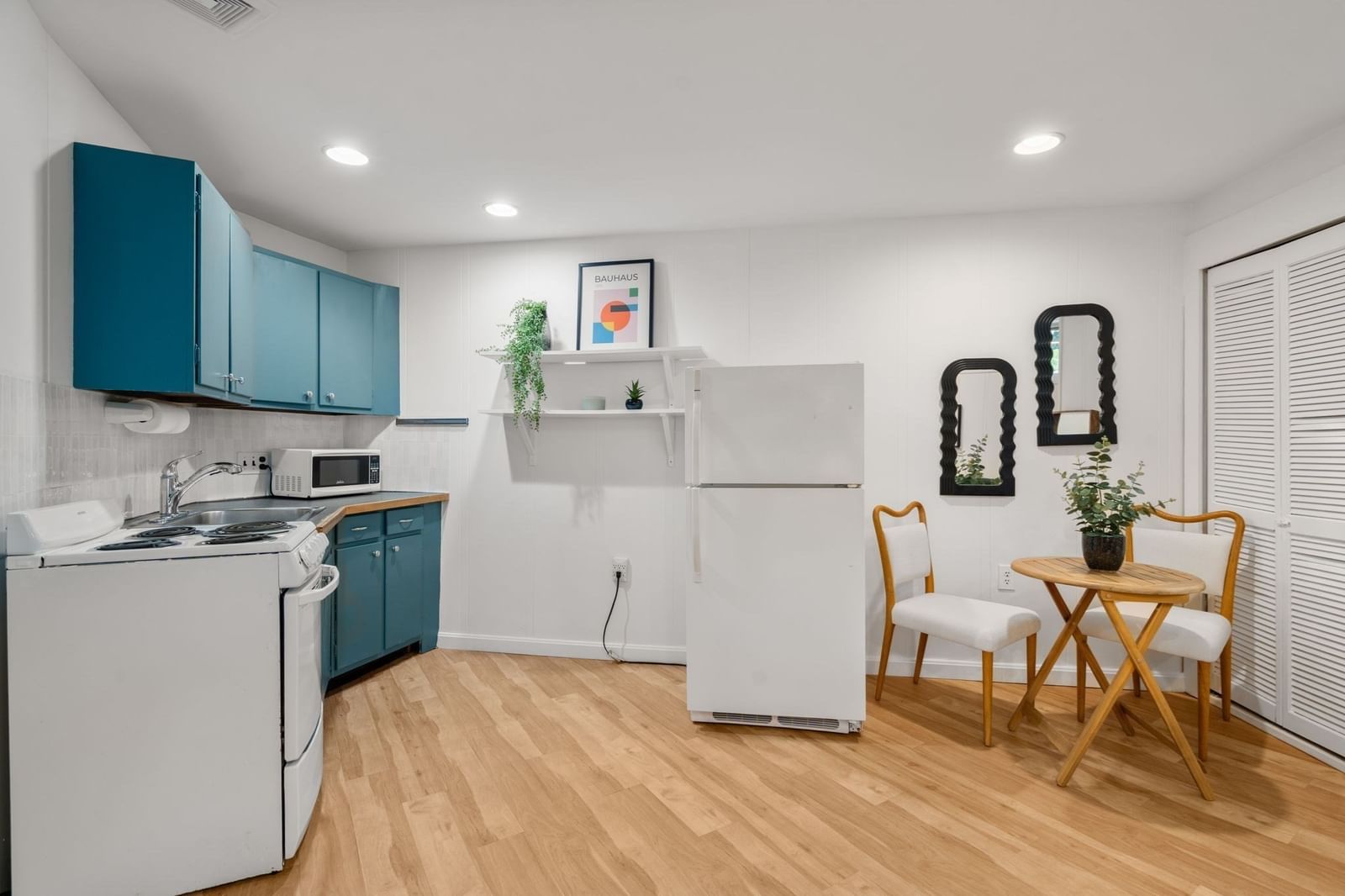 348 Franklin St #D Cambridge — Photo 9 of 19